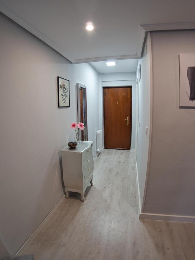 Apartamento Bonito Piso Villafria 3 Habitaciones,wiffi *