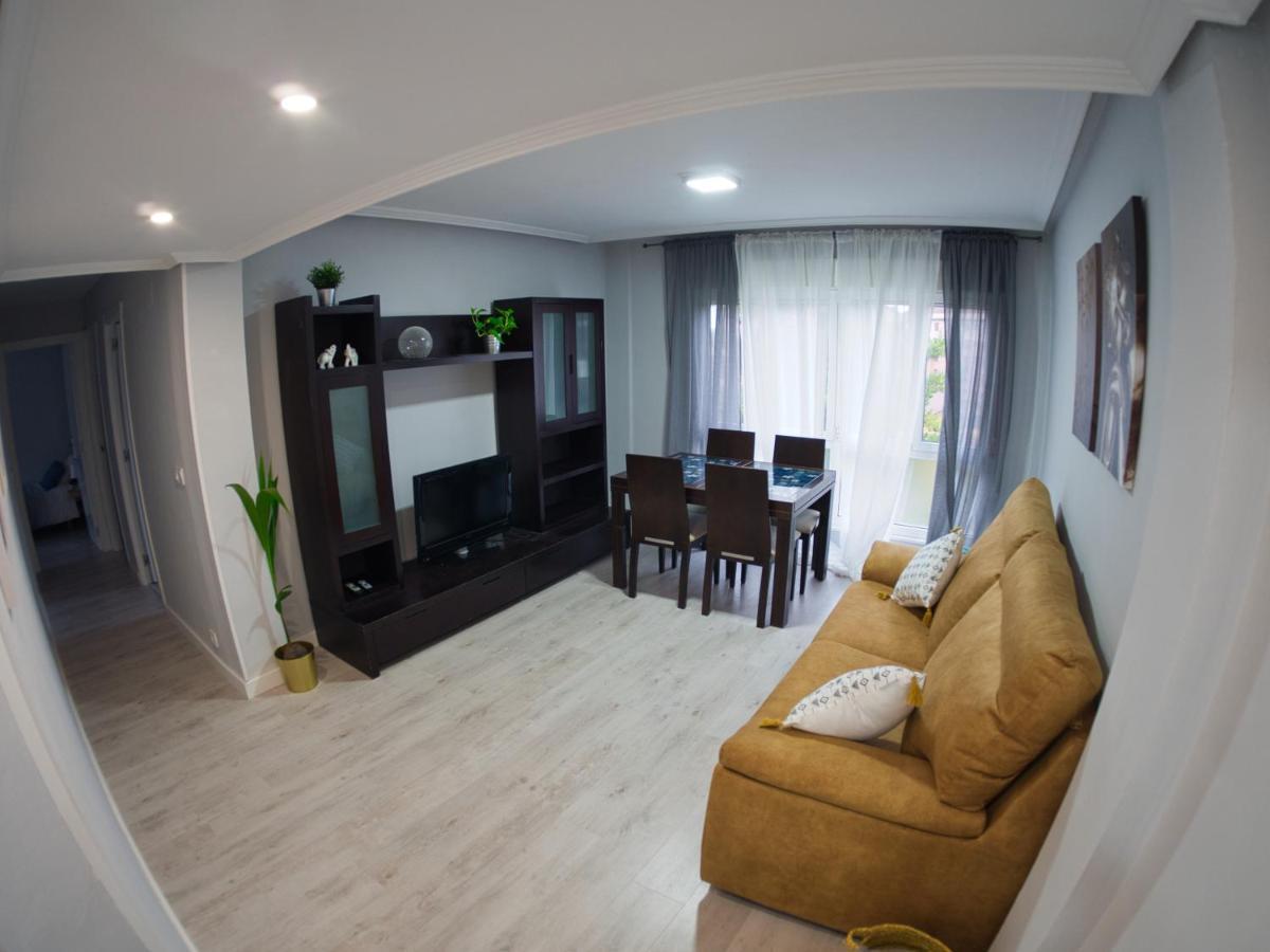 Bonito Piso Villafria 3 Habitaciones,wiffi Apartamento *